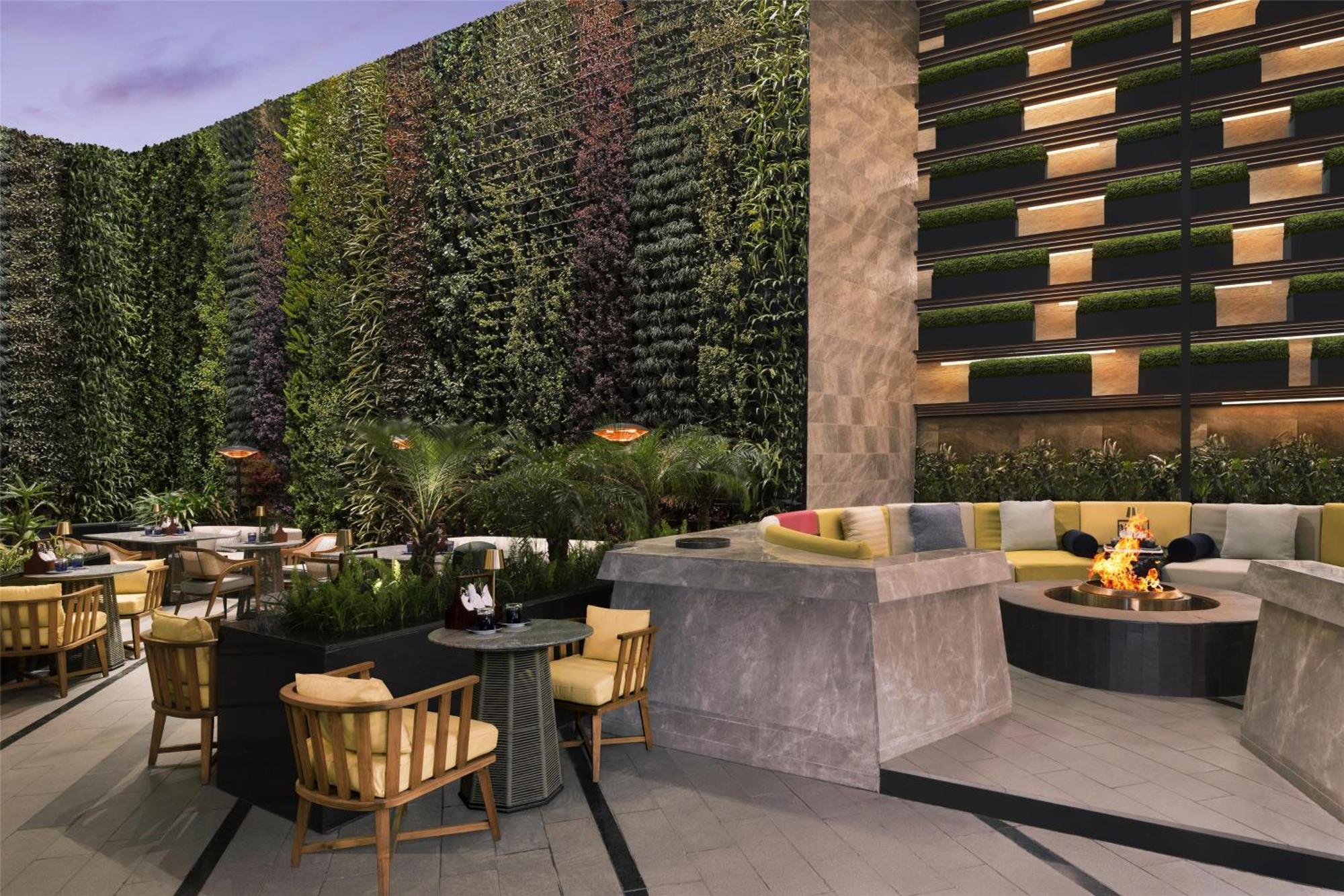 Hilton Kathmandu Hotel Eksteriør billede